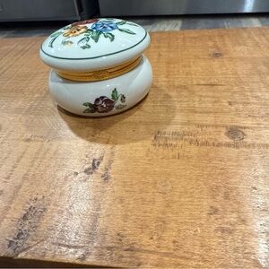 PartyLite Floral Porcelin Tribket Box with Gold Accents